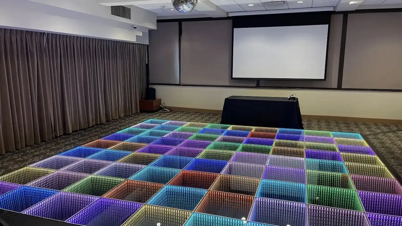 Dj floor 2